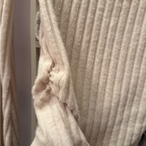 Neutral Ribbed Long Sleeve Top - Picture 4 of 6